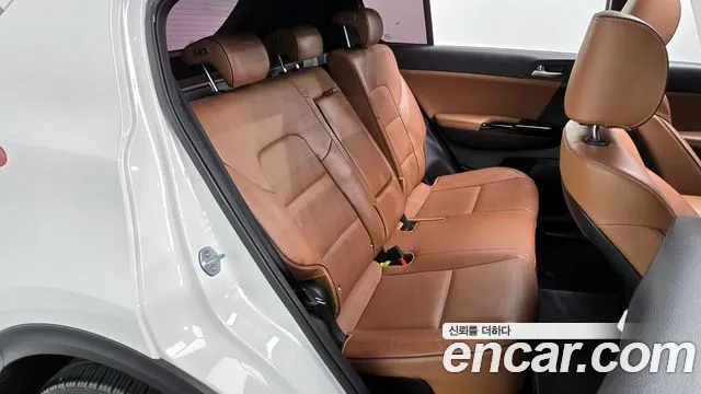 Kia Sportage 4th Generation 2018 Белый из Кореи, фото 3