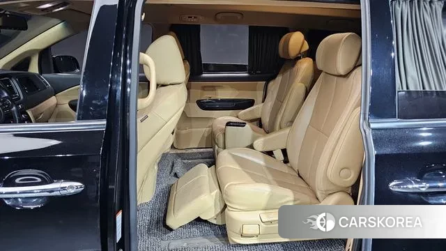 Kia The New Carnival 2018 Черный из Кореи, фото 3