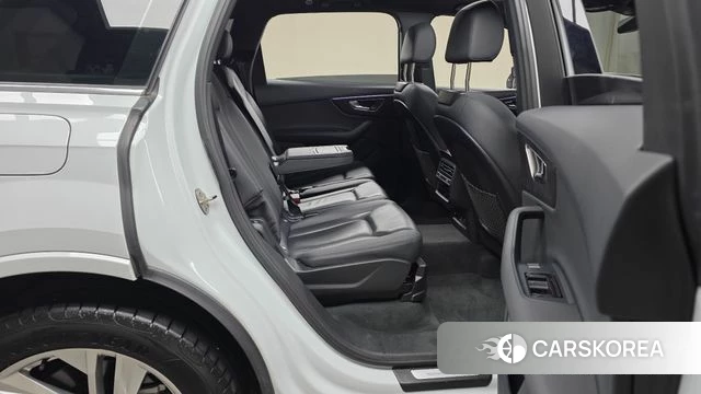 Audi Q7 (4M) 2021 Белый из Кореи, фото 3