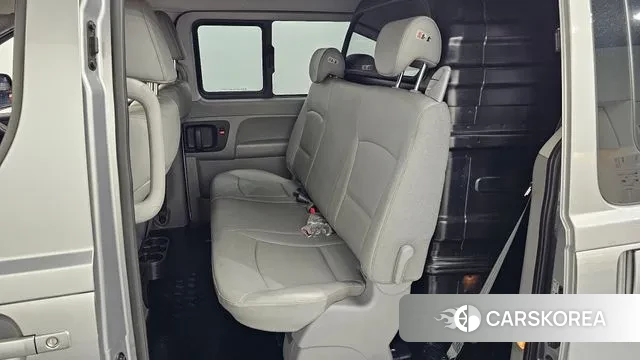 Hyundai The New Grand Starex 2018 Серебряный из Кореи, фото 3