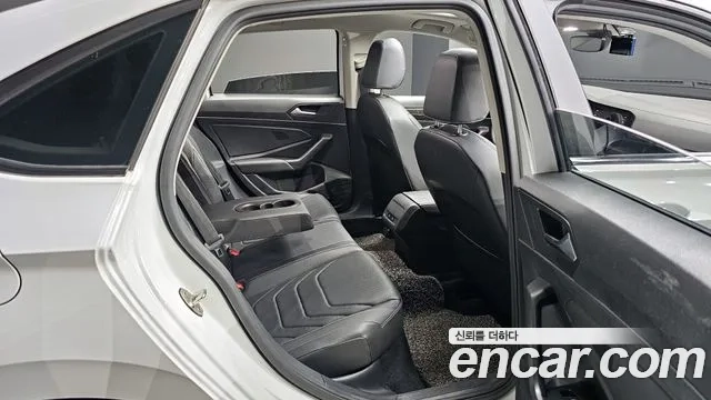 Volkswagen 7th Generation of Jetta 2021 Белый из Кореи, фото 3