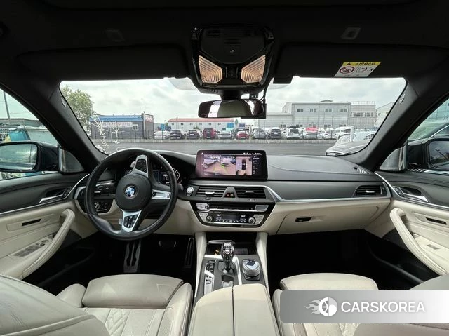 BMW 5 Series (G30) 2023 Черный из Кореи, фото 3