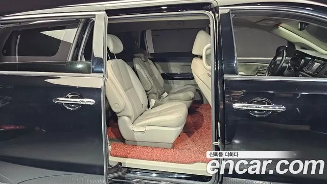 Kia The New Carnival 2019 Черный из Кореи, фото 3