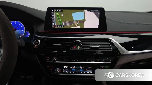 BMW 5 Series (G30) 2019 Серый из Кореи, фото 3