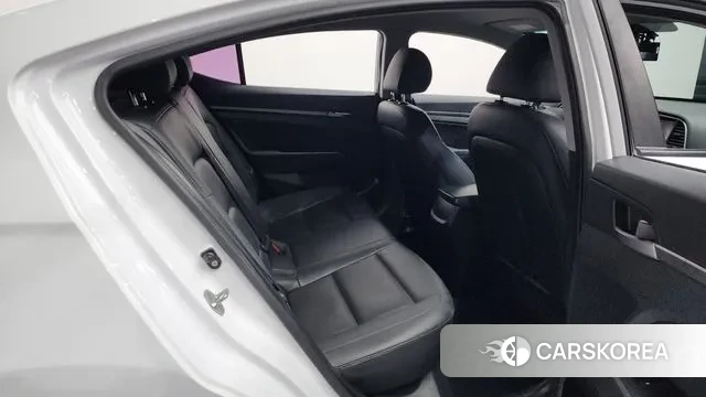 Hyundai Avante AD 2018 Белый из Кореи, фото 3