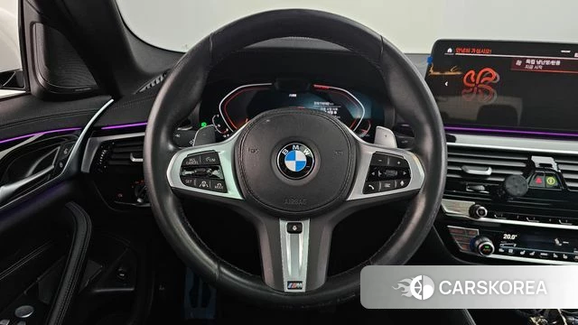 BMW 5 Series (G30) 2022 Белый из Кореи, фото 3