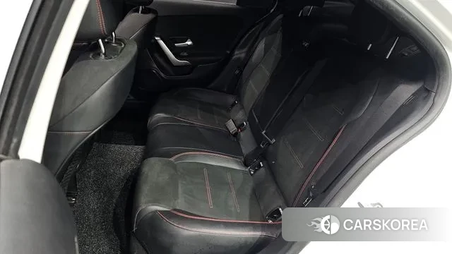 Mercedes-Benz A-Class W177 2022 Белый из Кореи, фото 3