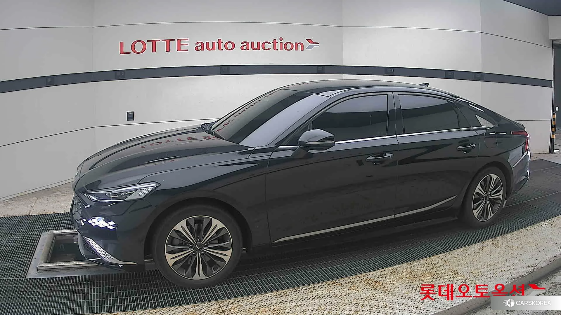 Kia K8 2023 Aurora Black Pearl из Кореи, фото 3