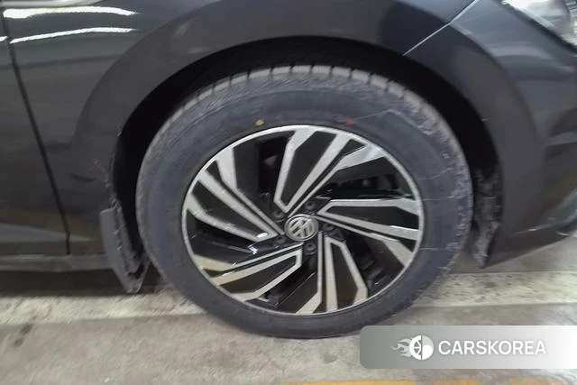 Volkswagen Sagitar 2021 Темно-серый из Китая, фото 3