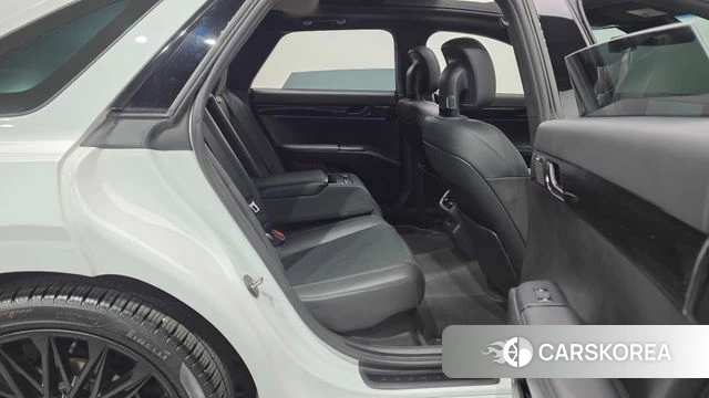 Hyundai Grandeur Hybrid (GN7) 2023 Белый из Кореи, фото 3