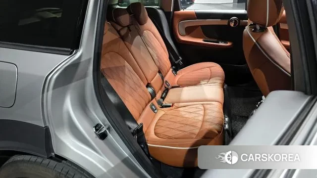 Mini Cooper S Countryman 2024 Серебристо-серый из Кореи, фото 3