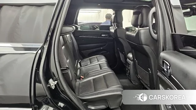 Jeep Grand Cherokee 2019 Черный из Кореи, фото 3