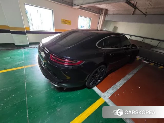 Porsche Panamera (971) 2018 Черный из Кореи, фото 3