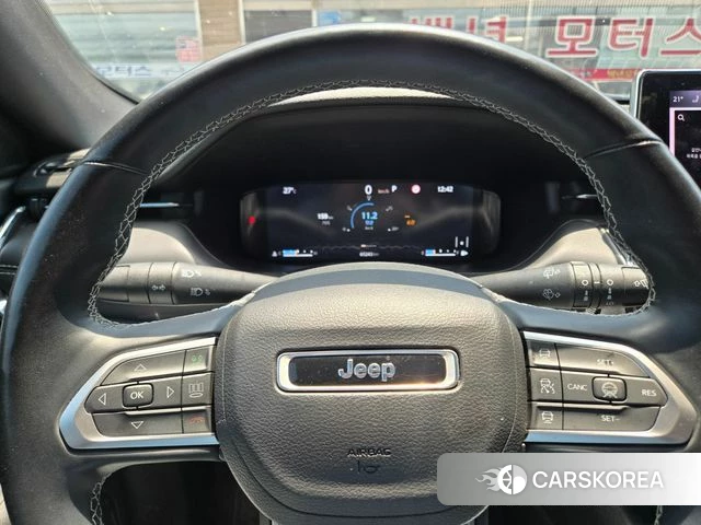 Jeep Compass 2nd Generation 2022 Белый из Кореи, фото 3