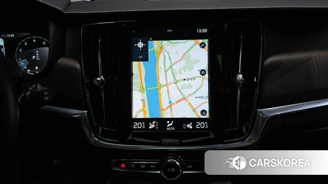 Volvo V90 Cross-Country 2021 Белый из Кореи, фото 3