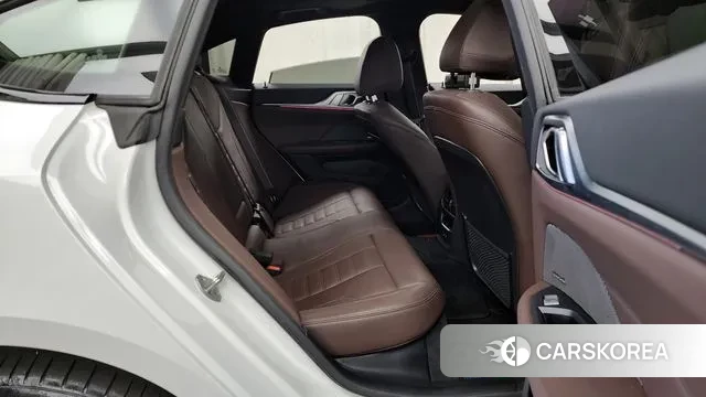 BMW i4 2022 Белый из Кореи, фото 3