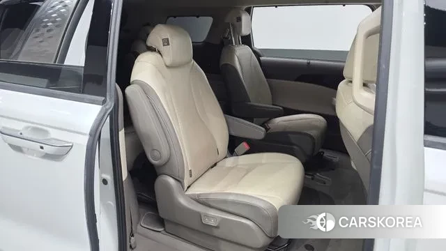 Kia The New Carnival 4th Generation 2024 Белый из Кореи, фото 3