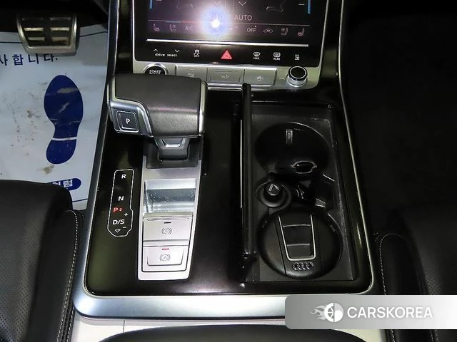 Audi Q8 (4M) 2021 Белый из Кореи, фото 3