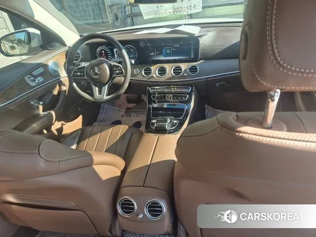 Mercedes-Benz E-Class W213 2020 Белый из Кореи, фото 3