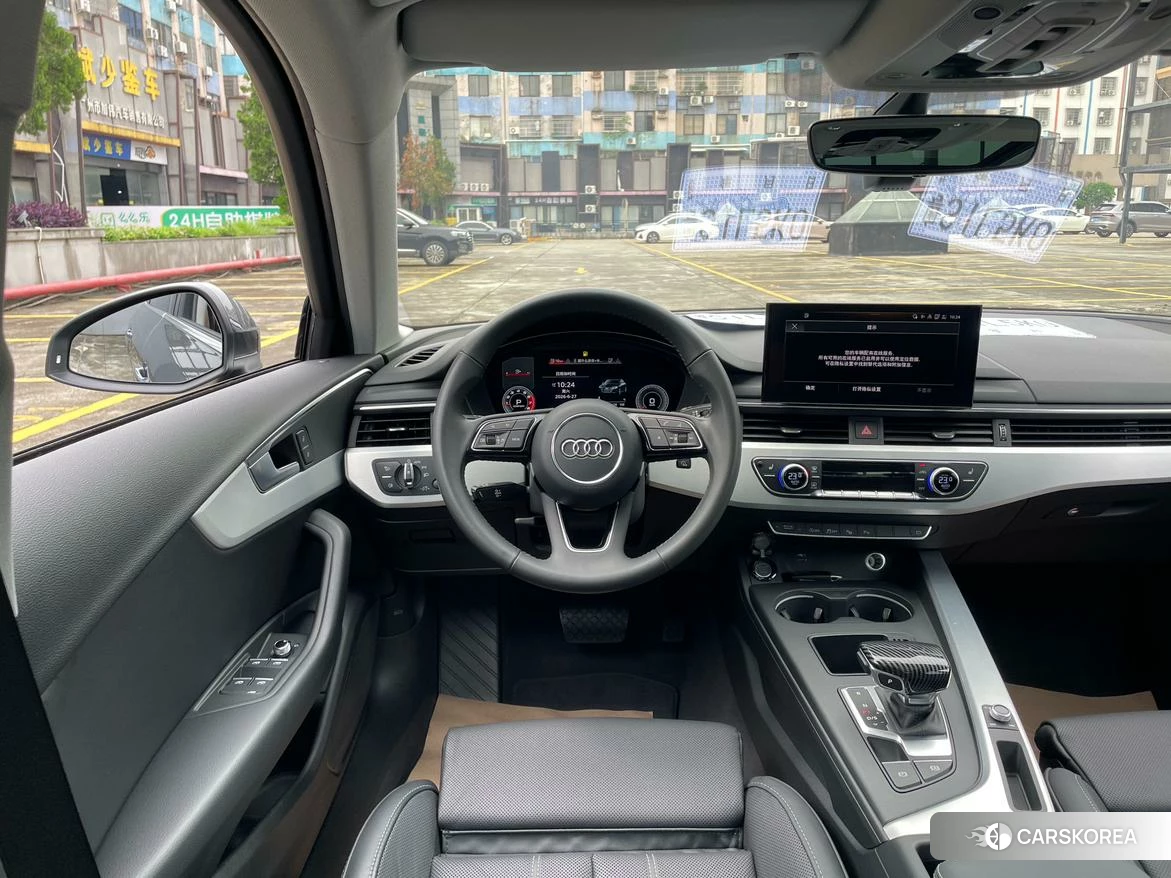 Audi A4L 2020 Серебристо-серый из Китая, фото 3