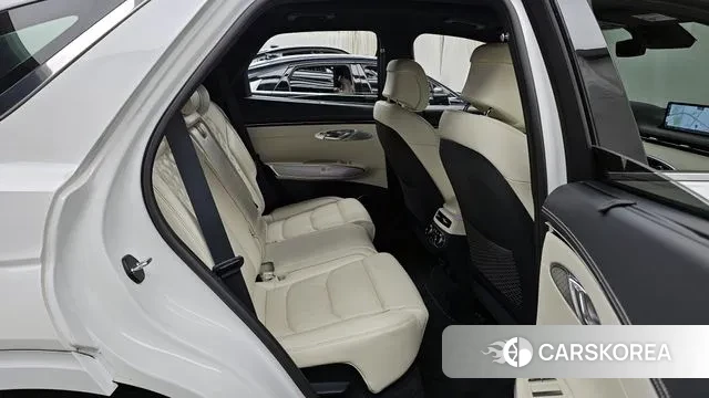 Genesis Electrified GV70 2022 Белый из Кореи, фото 3