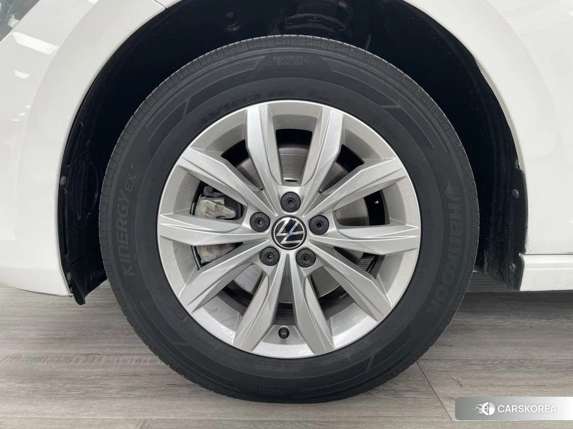 Volkswagen Polo 2021 Белый из Китая, фото 3