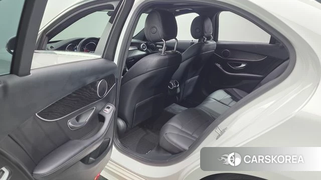 Mercedes-Benz C-Class W205 2019 Белый из Кореи, фото 3
