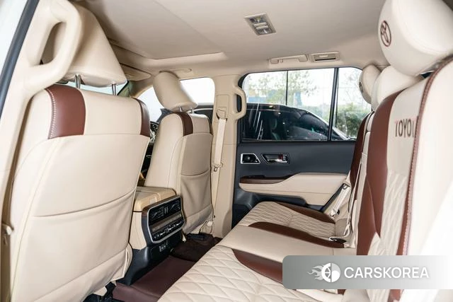 Toyota Land Cruiser (imported) 2025 Белый из Китая, фото 3