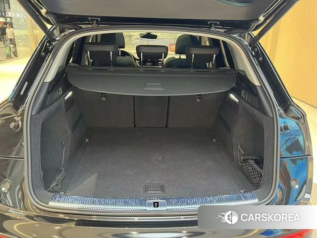 Audi Q5L 2022 Черный из Китая, фото 3