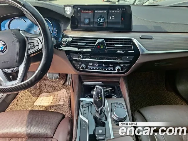 BMW 5 Series (G30) 2018 Небесно-голубой из Кореи, фото 3