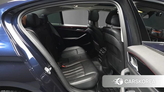 BMW 5 Series (G30) 2018 Синий из Кореи, фото 3