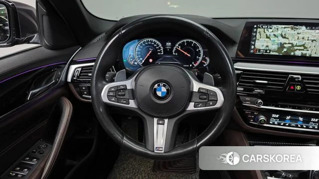 BMW 5 Series (G30) 2018 Серый из Кореи, фото 3