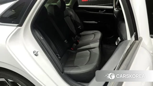 Kia The New K5 3rd generation 2024 Белый из Кореи, фото 3