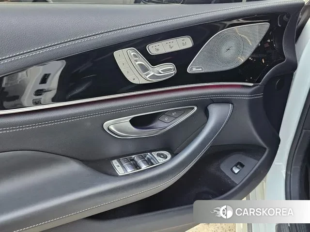 Mercedes-Benz AMG GT 2022 Белый из Кореи, фото 3