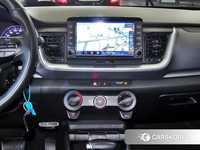 Kia Stonic 2018 Белый из Кореи, фото 3