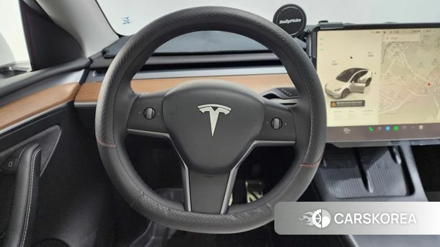 Tesla Model Y 2025 Белый из Кореи, фото 3