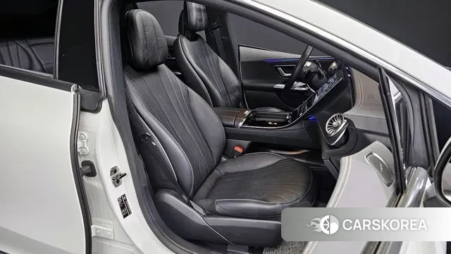 Mercedes-Benz EQE V295 2022 Белый из Кореи, фото 3