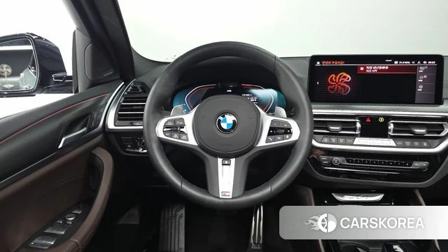 BMW X4 (G02) 2025 Светло-серебряный цвет из Кореи, фото 3