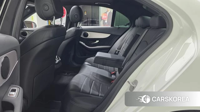 Mercedes-Benz C-Class W205 2021 Белый из Кореи, фото 3