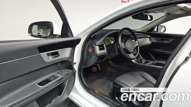 Jaguar XF (X260) id 2659287 из Кореи 3