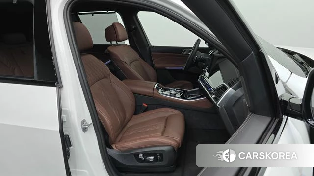 BMW X5 (G05) 2025 Белый из Кореи, фото 3