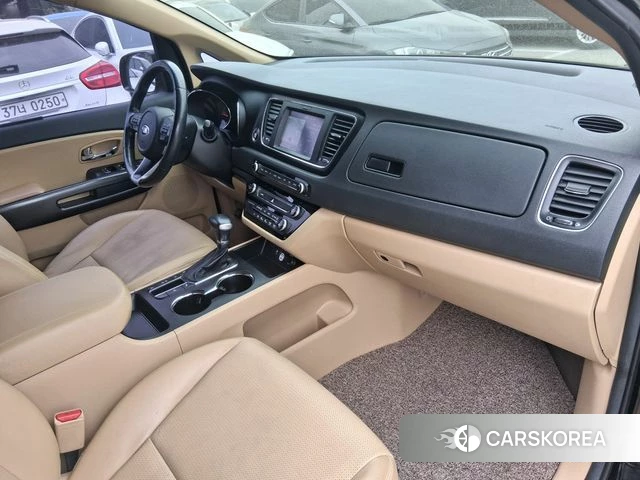 Kia The New Carnival 2018 Черный из Кореи, фото 3