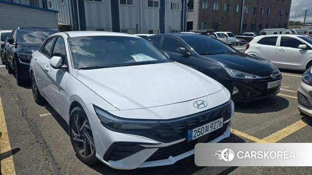 Hyundai The New Avante (CN7) 2023 Белый из Кореи, фото 3