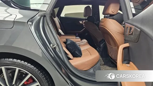 Audi A5 (F5) 2023 Серый из Кореи, фото 3