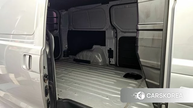 Hyundai The New Grand Starex 2018 Серебристо-серый из Кореи, фото 3