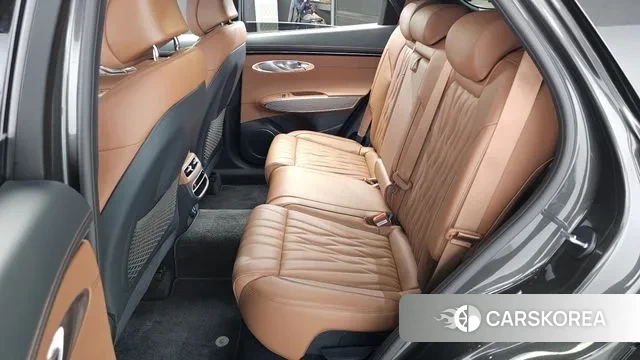 Genesis GV70 2023 Серый из Кореи, фото 3