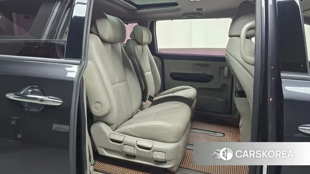 Kia The New Carnival 2018 Серый из Кореи, фото 3