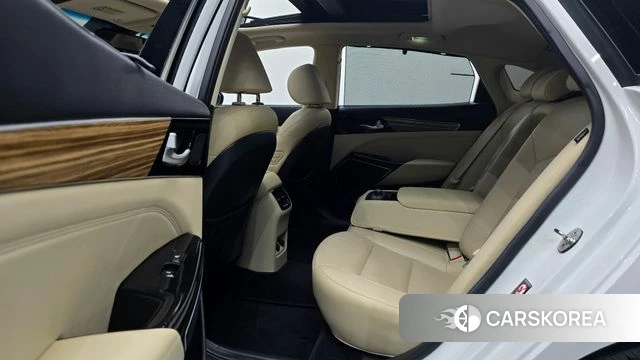 Kia Come New K7 2018 Белый из Кореи, фото 3