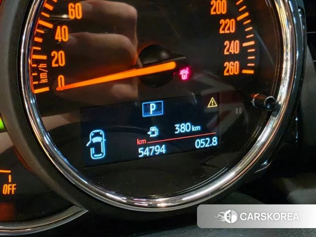 Mini Cooper 2020 Жемчужный цвет из Кореи, фото 3