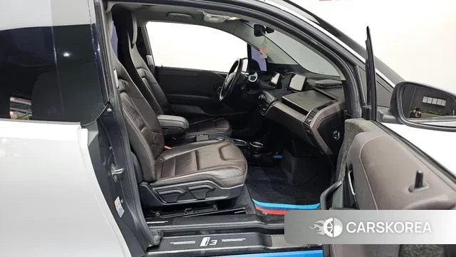 BMW i3 2019 Белый из Кореи, фото 3